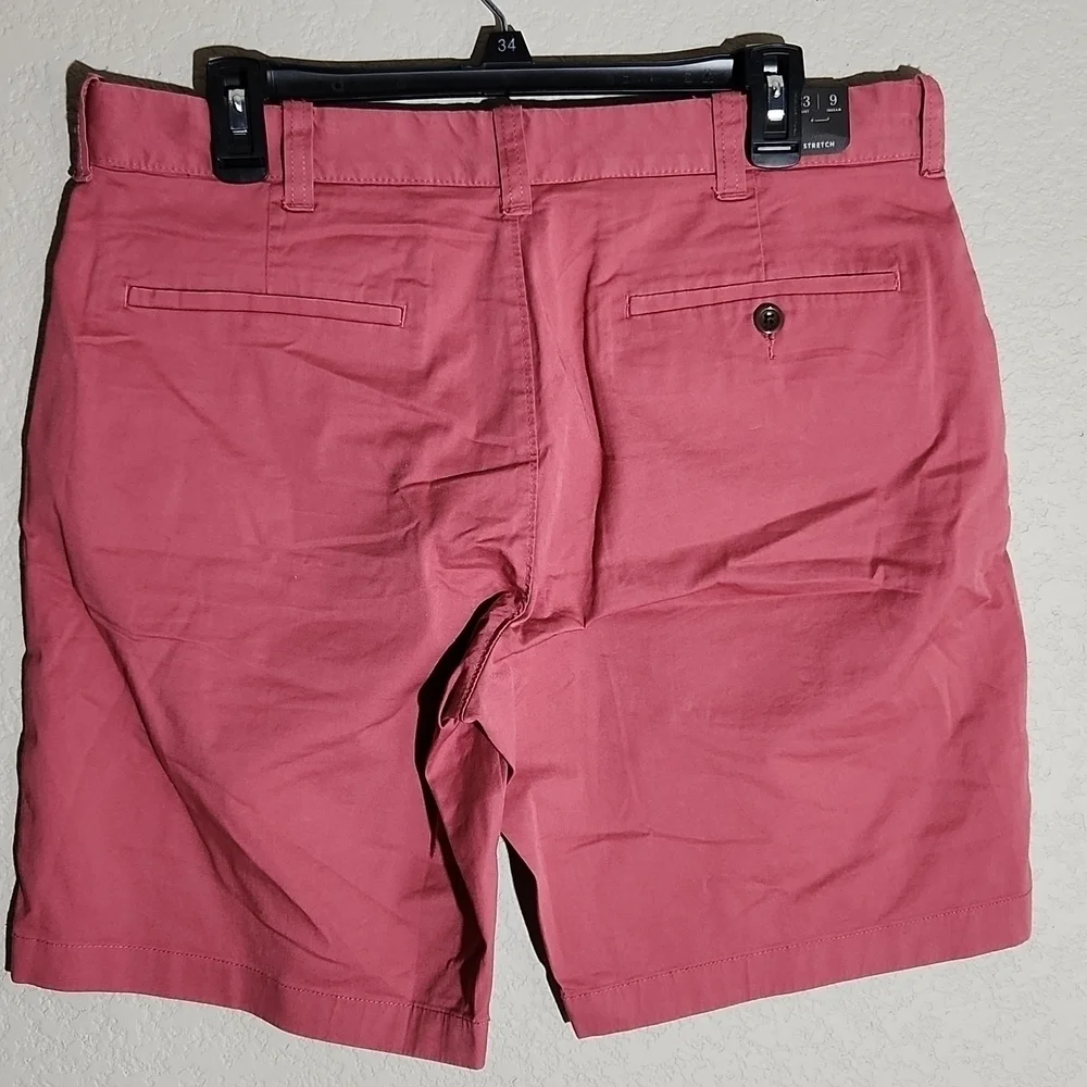 J Crew Shorts Chino Size 33  9 inch  Samon Pink NEW